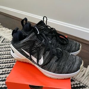Nike Flyknit Metcon